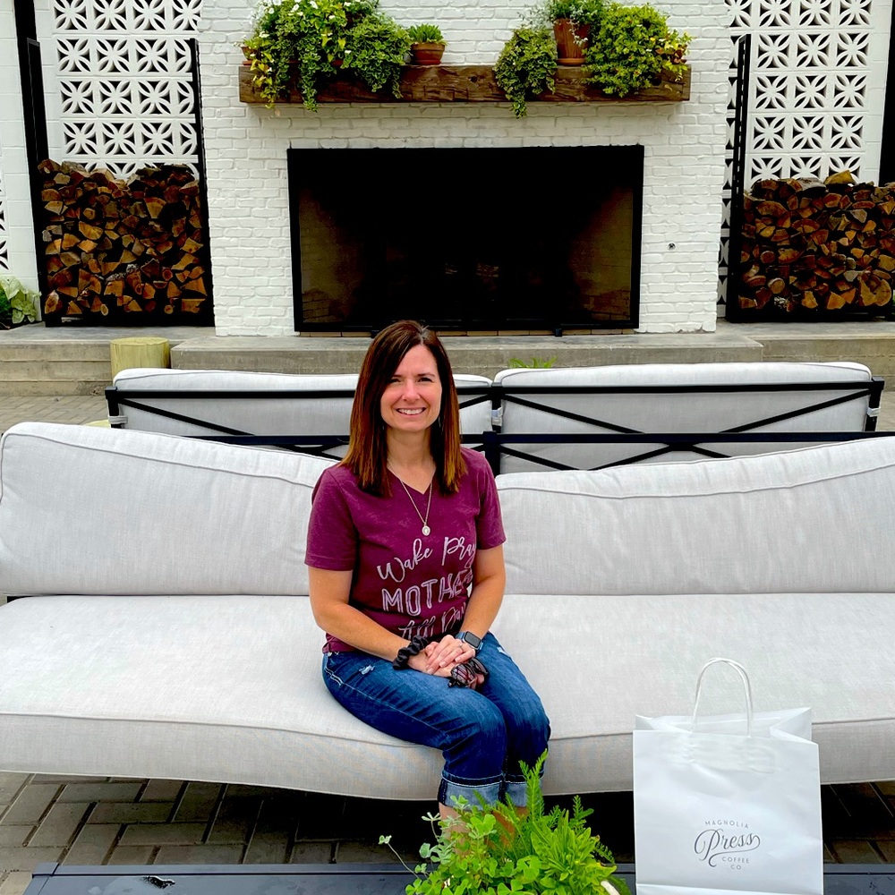Meet your Posher, Sara